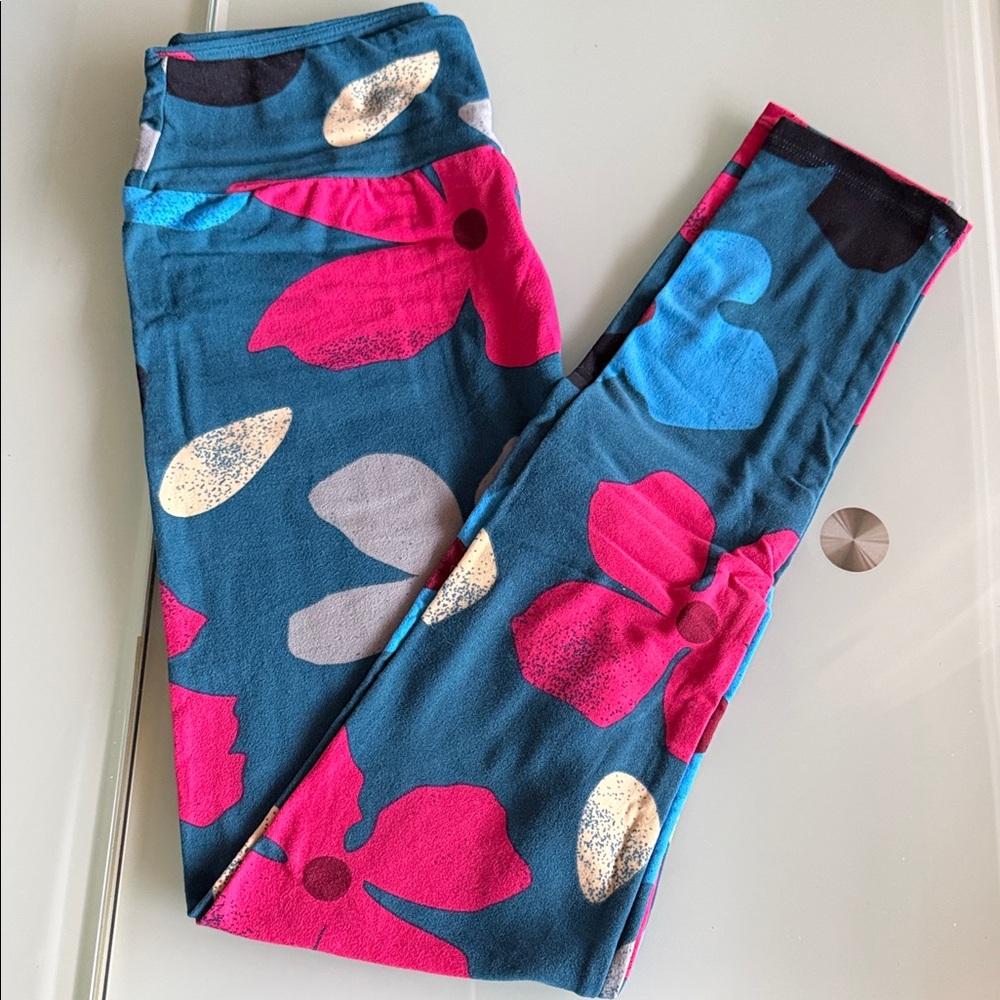 Colorful Floral Lularoe os Leggings